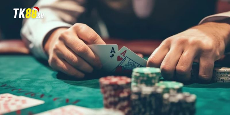 Theo dõi các lá bài đã được chia để tính toán khả năng xuất hiện